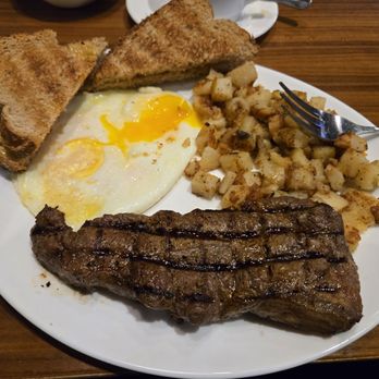 Village Pub - steak & eggs special 24/7 $13 mmmm - Pubs Near Me - Las Vegas, Nevada Village Pub - steak & eggs special 24/7 $13 mmmm - Pubs Near Me - Las Vegas, Nevada