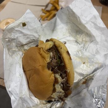 Buddy’s Burgers - Burgers Near Me - Round Rock, Texas