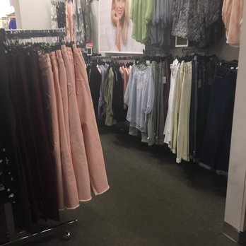 Kohl's - Men's Clothing Near Me - CLOVIS, California