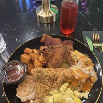 Doves - Brunch buffet - Asian Fusion Near Me - Houston, Texas Doves - Brunch buffet - Asian Fusion Near Me - Houston, Texas
