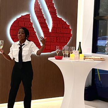 Santander - The savvy connoisseur! - Banks & Credit Unions Near Me - Miami, Florida