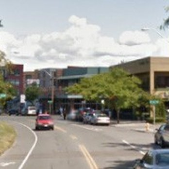 Full Circle Natural Medicine Seatttle - Our clinic in the Green Lake area - Naturopathic/Holistic Near Me - Seattle, Washington Full Circle Natural Medicine Seatttle - Our clinic in the Green Lake area - Naturopathic/Holistic Near Me - Seattle, Washington