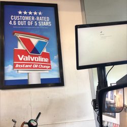 Valvoline Instant Oil Change
