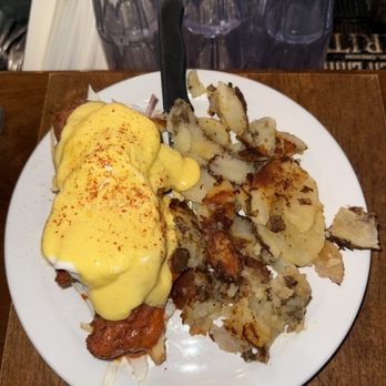 Victorian Cafe - Breakfast & Brunch Near Me - Bend, Oregon