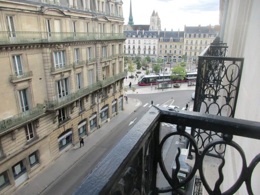 Vertigo Hotel by null