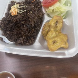 Alabon Restaurant - Rice and plantain