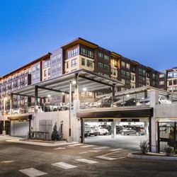 The Hixon at Westside Yard