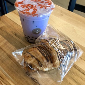 Ari Bakery Cafe - Taro bubble tea and chocolate croissant - Bakeries Near Me - Davie, Florida