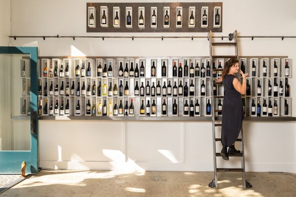 ACME Fine Wines by null