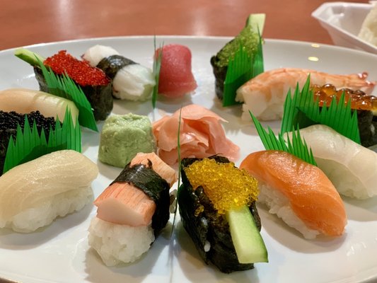 Sushi Bamboo by null