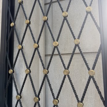 Waldorf Astoria Chicago - Exterior doors to Porte cochere'. Beautiful! - Hotels Near Me - Chicago, Illinois Waldorf Astoria Chicago - Exterior doors to Porte cochere'. Beautiful! - Hotels Near Me - Chicago, Illinois