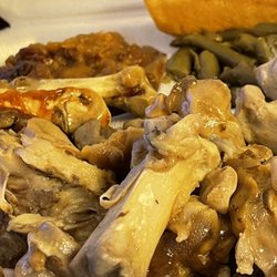 Bowmans Soul in the Wall - Succulent pig feet w/ green string beans and sweet potatoes casserole