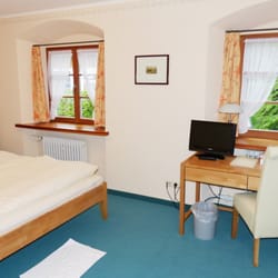 Schloßwirt Hotel Garni