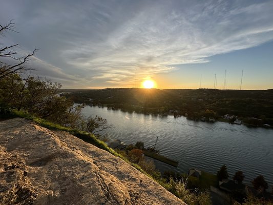 Mount Bonnell by null