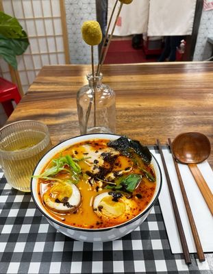 Lucky Cat Ramen by null