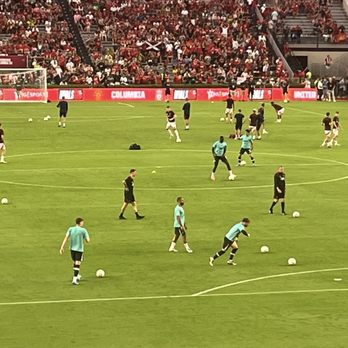 Williams-Brice Stadium - Stadiums & Arenas Near Me - Columbia, South Carolina