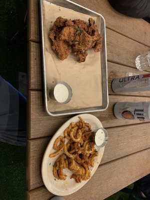 River Pig Saloon by null