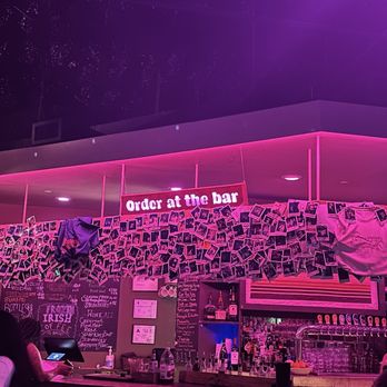 Queeny's - Burgers Near Me - Durham, North Carolina