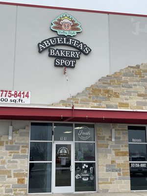 Abuelita’s Bakery Spot by null