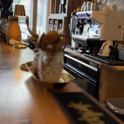 Raw Organic Coffee Bar - Early morning vibes