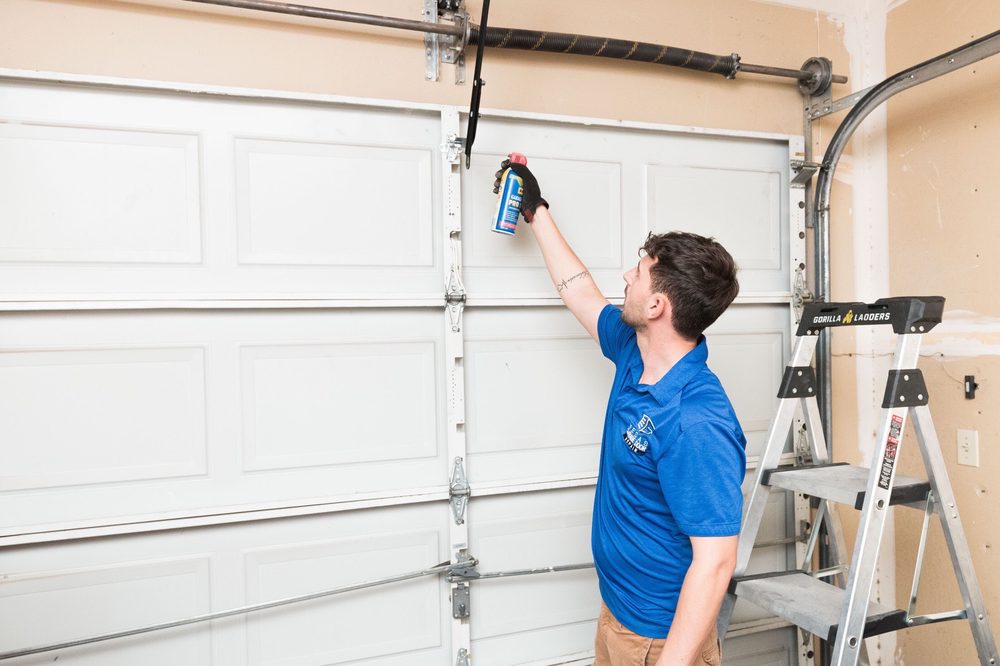 VEGAS GARAGE DOOR REPAIR Updated July 2024 15 Photos 5499