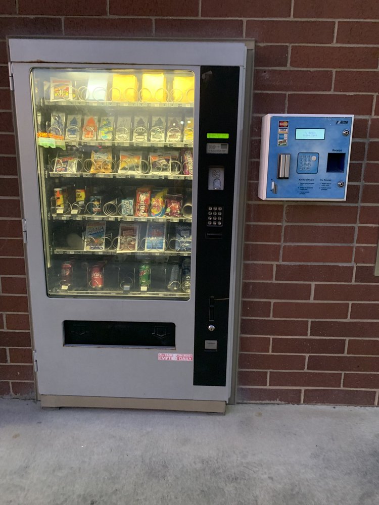 CRYSTAL CLEAR CAR WASH 11 Photos 12589 Laurel Chase Dr, Riverton