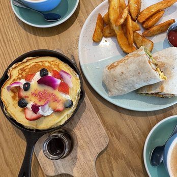 Bluestone Lane - Athletes Burrito + Lemon Ricotta Pancakes - Coffee & Tea Near Me - Orange, California