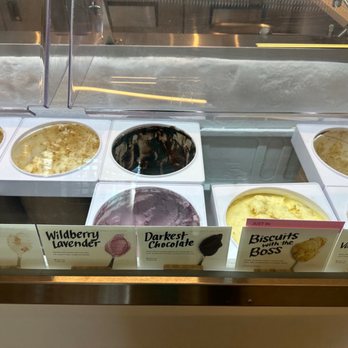 Jeni's Splendid Ice Creams - Flavors - Ice Cream & Frozen Yogurt Near Me - Los Angeles, California Jeni's Splendid Ice Creams - Flavors - Ice Cream & Frozen Yogurt Near Me - Los Angeles, California
