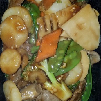 Golden Ginger - Beef, scallop plate - Chinese Near Me - Hemet, California