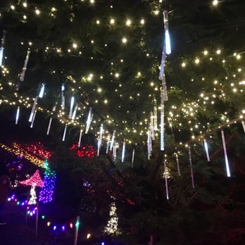 Oregon Garden Resort - Christmas lights - Hotels Near Me - Silverton, Oregon Oregon Garden Resort - Christmas lights - Hotels Near Me - Silverton, Oregon