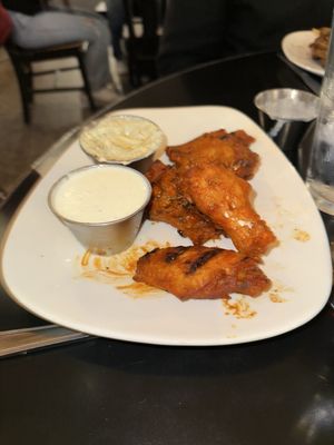 Gella's Diner and LB Brewing by null