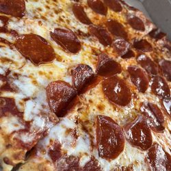 Domino's Pizza - Brooklyn. Large. Pepperoni. Pizza. Mmmmmm