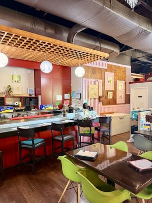 Khao Hom Thai & Sushi by null