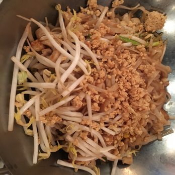 Laut - Thai Near Me - New York, New York