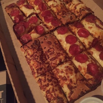 Pizza Hut - Pizza Near Me - Shakopee, Minnesota Pizza Hut - Pizza Near Me - Shakopee, Minnesota