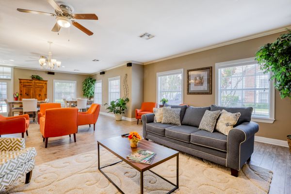 Echo Station Apartments