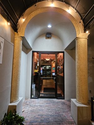 Rocco's Italian Grille & Bar by null