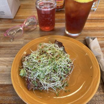 Snow City Cafe - Avio toast - Breakfast & Brunch Near Me - Anchorage, Alaska