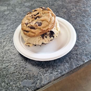 Moomers - Ice Cream & Frozen Yogurt Near Me - Traverse City, Michigan Moomers - Ice Cream & Frozen Yogurt Near Me - Traverse City, Michigan