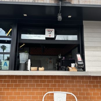 Earlybird Breakfast Burritos - Order inside, pick up outside - Breakfast & Brunch Near Me - San Diego, California Earlybird Breakfast Burritos - Order inside, pick up outside - Breakfast & Brunch Near Me - San Diego, California