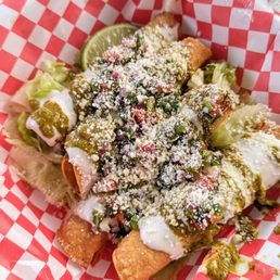 Taquitos (Beef) | Instagram: @telephonesmoothie Taquitos (Beef) | Instagram: @telephonesmoothie