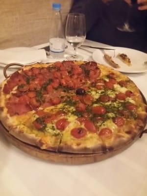 Pizza Entre Vinhos by null