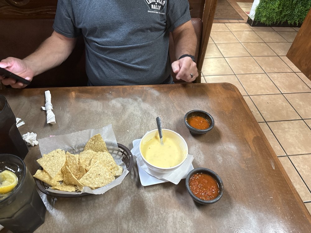 El Mexicano Grill and Cantina #2