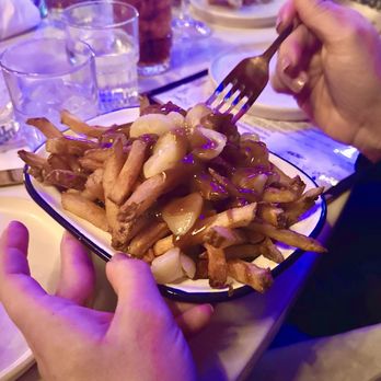 Le Mont Royal - Poutine - Wine Bars Near Me - Washington, DC, District of Columbia Le Mont Royal - Poutine - Wine Bars Near Me - Washington, DC, District of Columbia