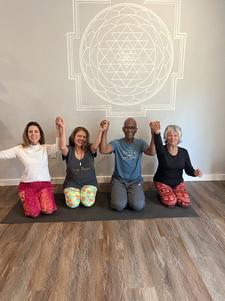 Living Room Yoga Logo