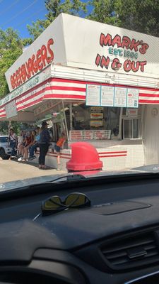 Mark's In & Out by null