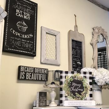 Hydrangea Kitchen - a collection of kitchen decor - Sandwiches Near Me - Grosse Pointe, Michigan
