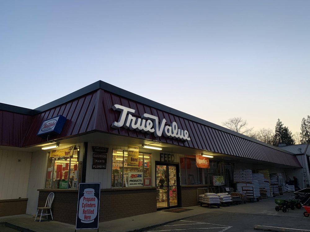 CLEARVIEW TRUE VALUE HARDWARE & FEED Updated July 2024 23 Photos