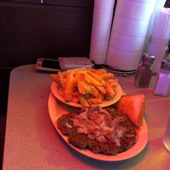 Buster's Place - Burgers Near Me - Murfreesboro, Tennessee