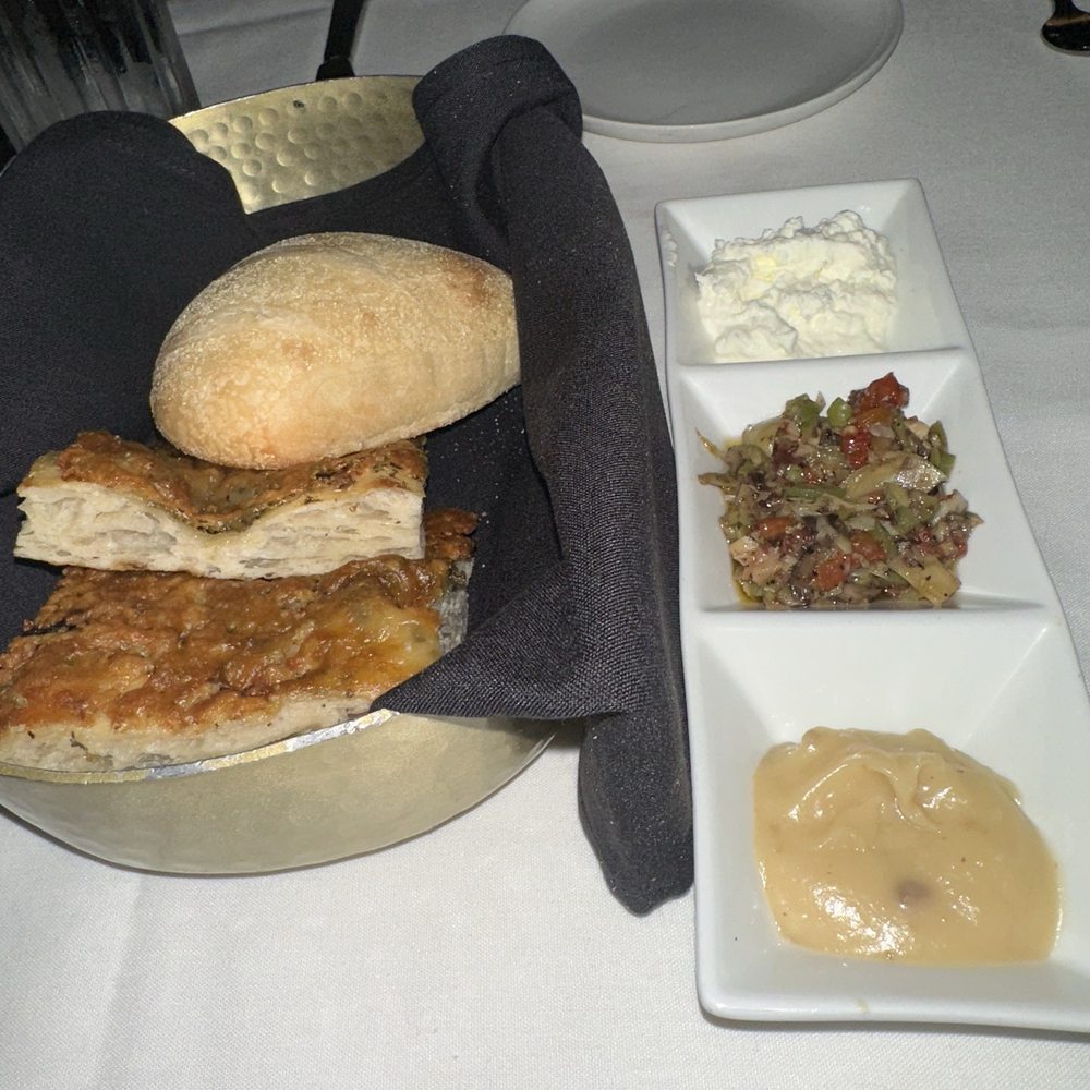 Prossimo Ristorante - Bread and dips - Italian Near Me - Tulsa, Oklahoma Prossimo Ristorante - Bread and dips - Italian Near Me - Tulsa, Oklahoma